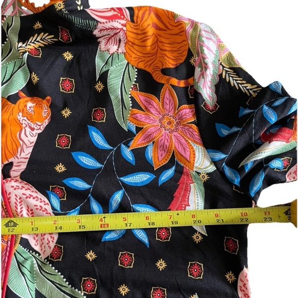 Room Service Pajama Set Women’s XL Tiger Floral Print Cozy - Picture 9 of 9